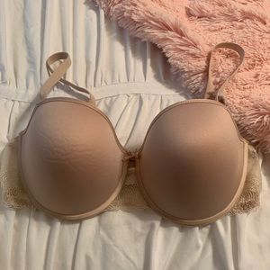 Chantelle bra